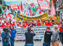 Fortaleza: 1º de Maio foi celebrado com caminhada no Pirambu