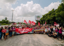 Por reajuste e direitos, servidores da educação de Caucaia realizam paralisação