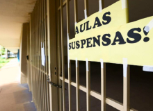 Estudantes da USP entram em greve contra o desmonte da universidade