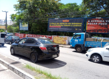 Sindipetro coloca outdoors em Fortaleza contra a venda da Lubnor