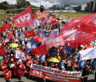 Fim da escala 6X1 acirra o debate no Congresso sobre direitos dos trabalhadores